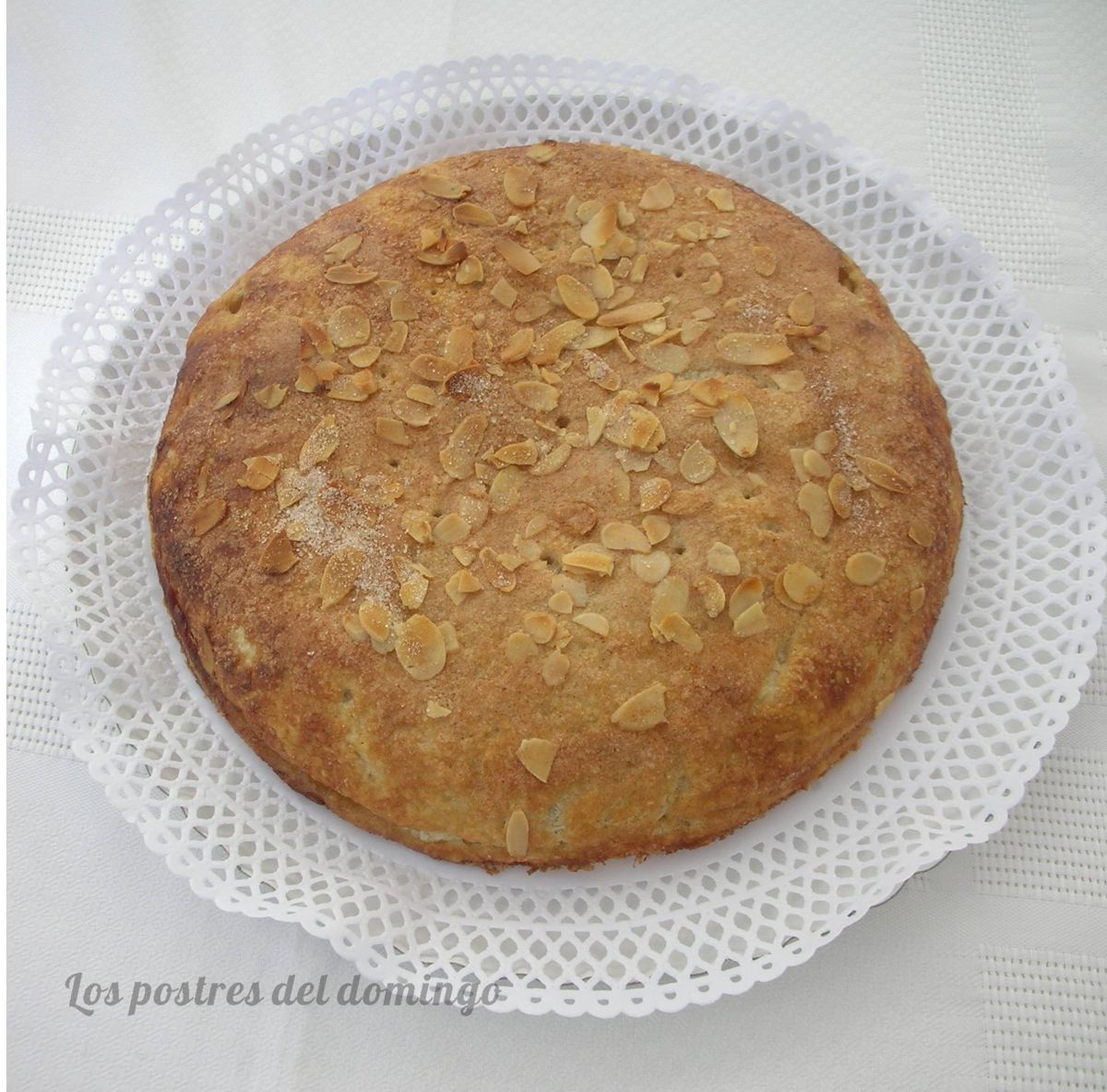 Hojaldre de manzana con almendras