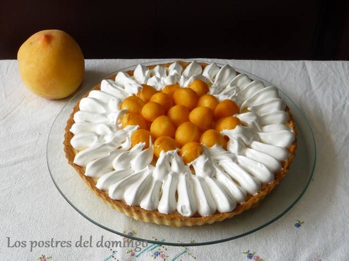 tarta de crema con perlas de melocotón