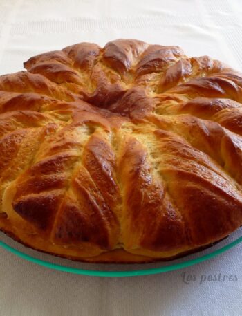 Brioche relleno de chocolate