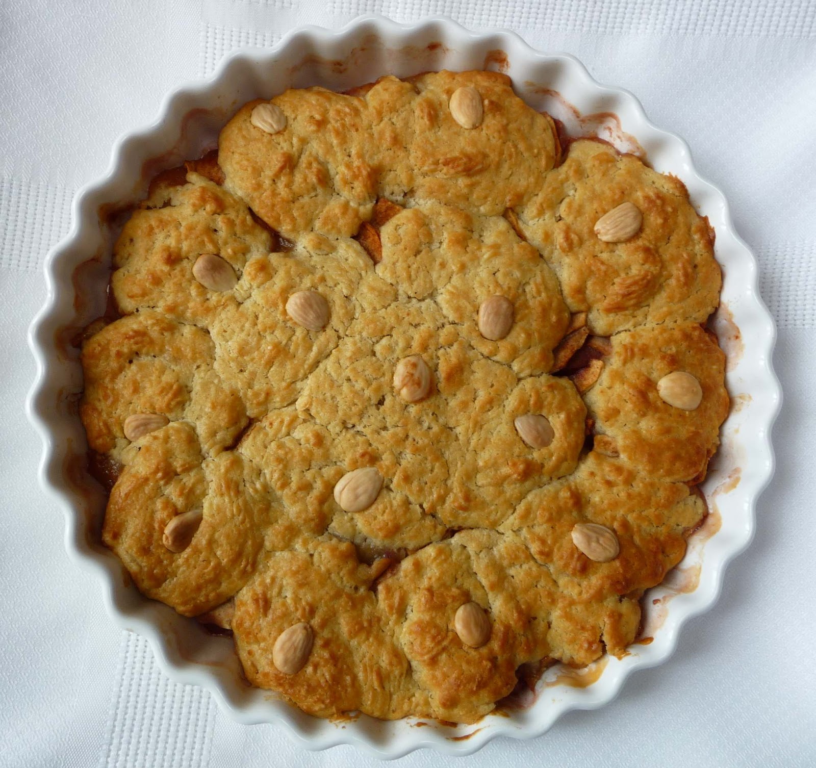 Cobbler de manzana y ciruela