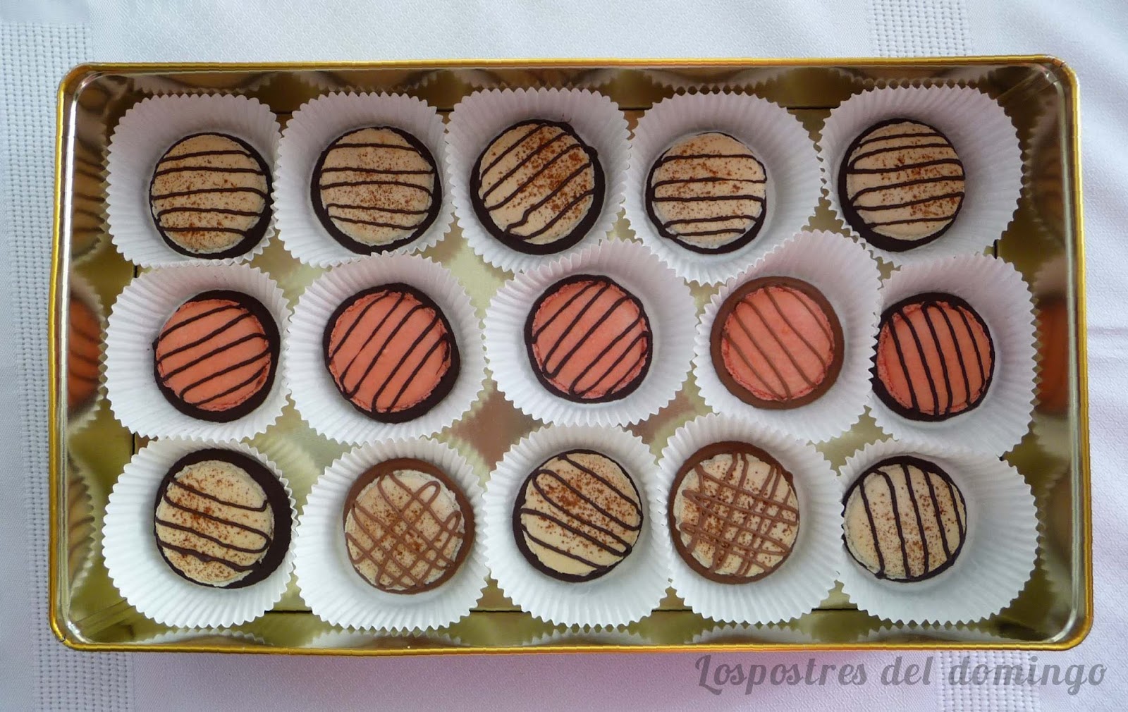 Macarombon