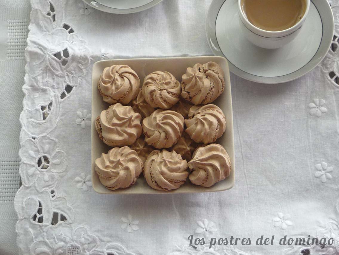 Merengues de chocolate