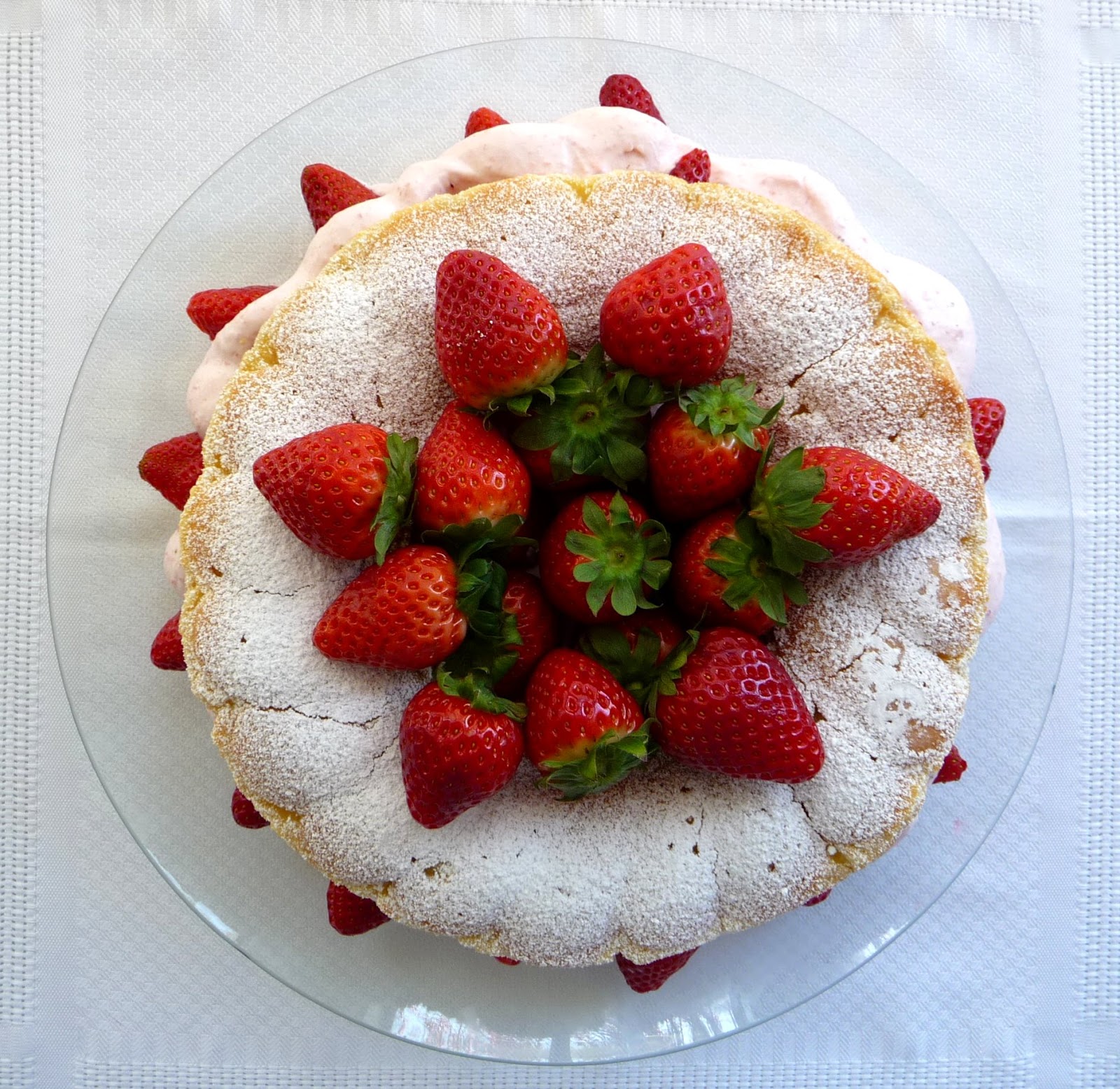 Pasta choux con fresas